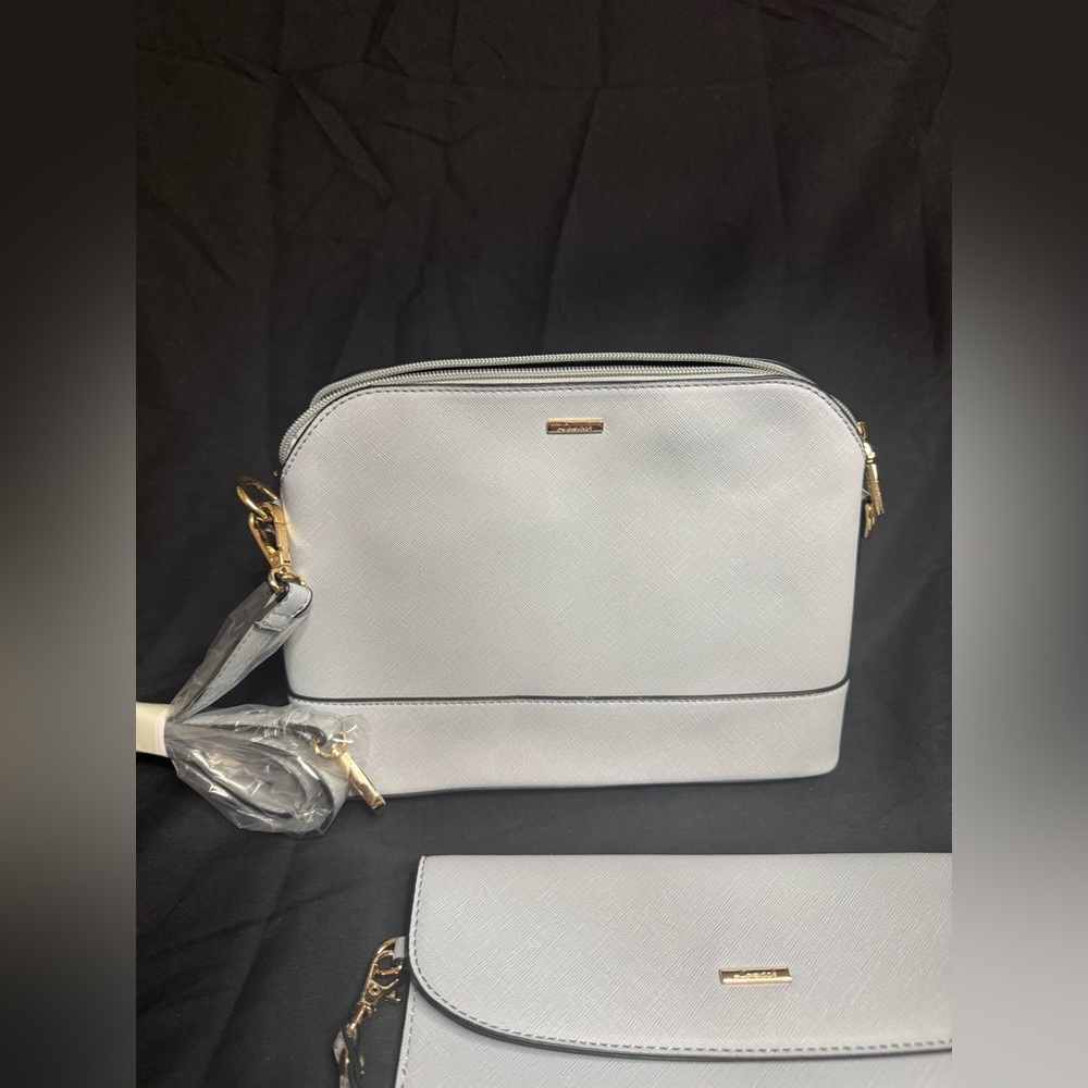 Elegant Gray Handbag and Clutch Set - Picture 2 of 6